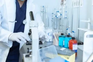 Kim Volman: Key Achievements & Leadership Impact in Pharmacy Operations